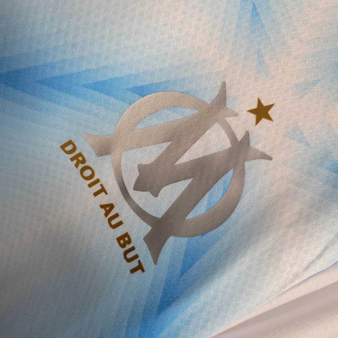 Edição da camisa comemorativa do 30º aniversário do Olympique de Marseille 2023-2024